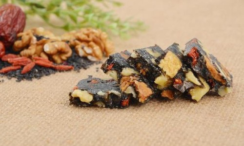欧莱雅防晒柔紫怎么样-欧莱雅防晒匀净跟柔紫的区别网 | 欧莱雅柔紫防晒和小金管区别,欧莱雅防晒匀净跟柔紫的区别是什么